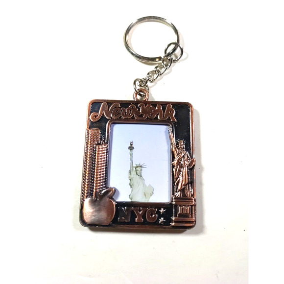 New York N Y C Picture Frame Keychain Copper Tone Souvenir - Picture 3 of 4